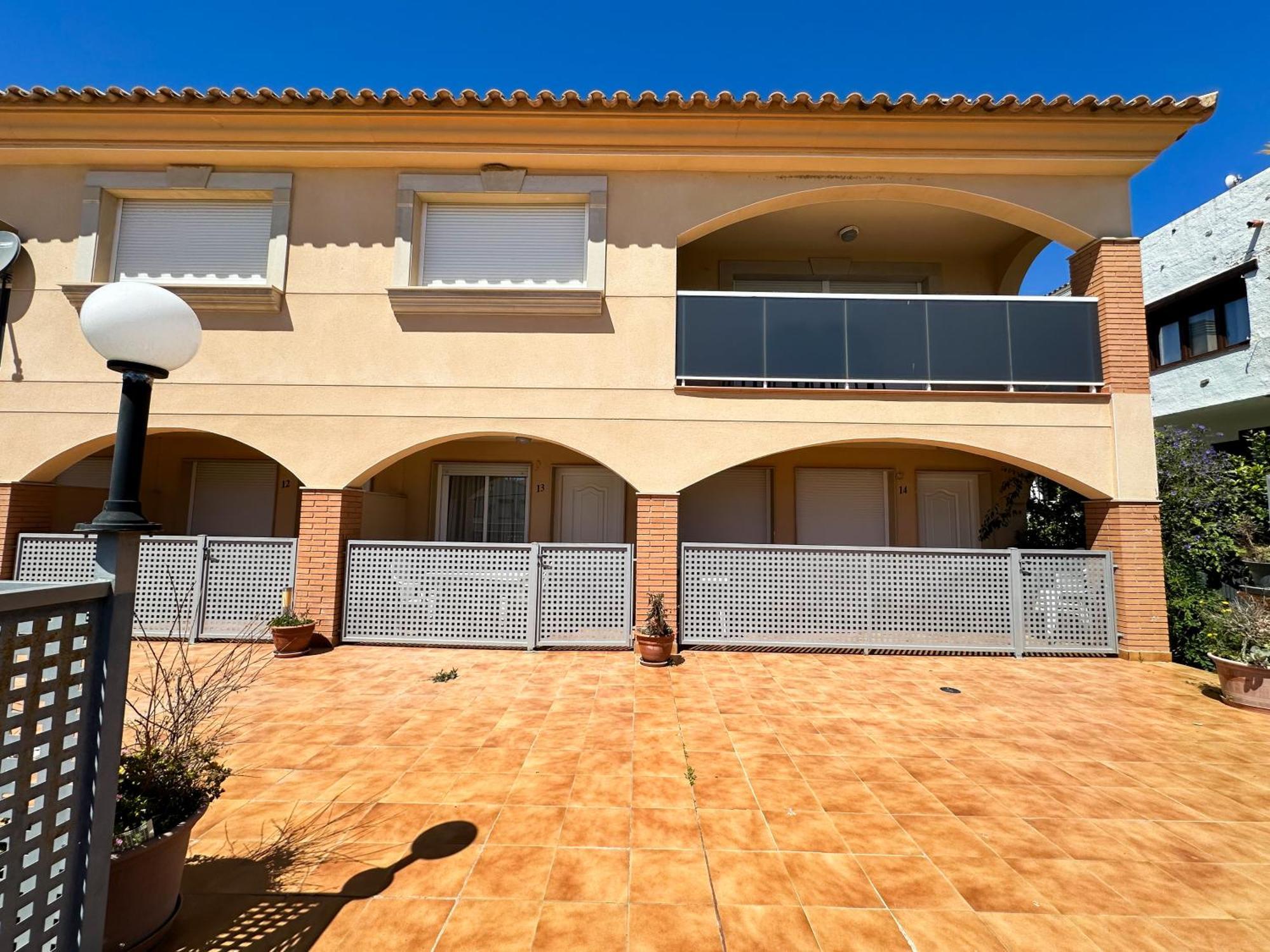 Acogedor Apartamento Cerca De La Playa Wifi Y Parking Apartment Mont-roig del Camp Luaran gambar